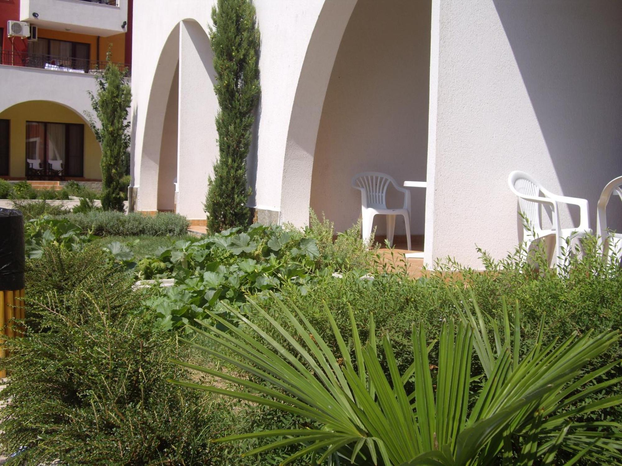 Studio Deluxe In Marina Cape 4 Stars Complex 33 7 Aheloy Bagian luar foto